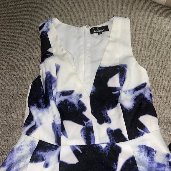 NWT Lulu's chic blue and ivory skater dress size small - Picture 2 of 10